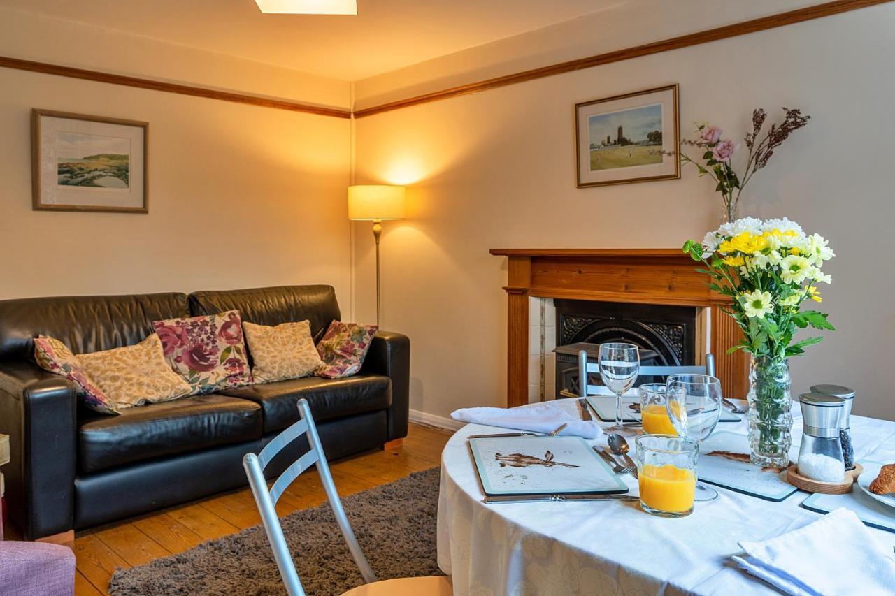 Finest Retreats - Glebe Wellington (Somerset)